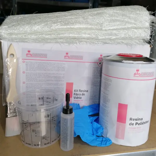 kit reparacion fibra de vidrio 3