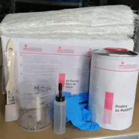 kit reparacion fibra de vidrio 3